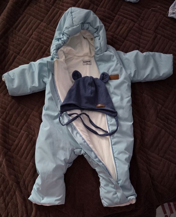 Продам демисезонный комбинезон BooBoo