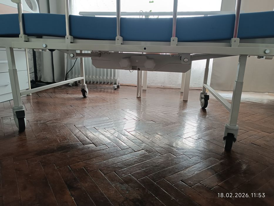 Продаваме болнично легло