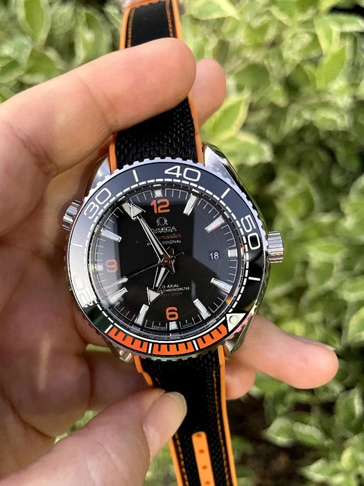 Механические часы Omega