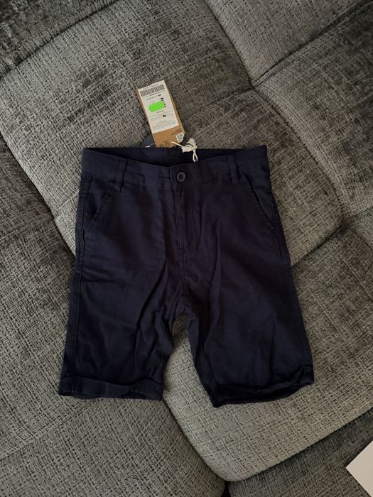 Pantaloni scurti copii Coccodrillo 122-128 cm (7 ani ) Noi Pret : 50 lei (2 perechi )