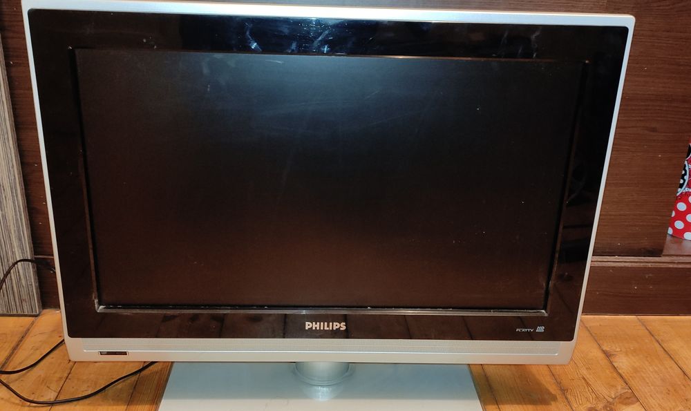 Телевизор PHILIPS 26PFL5322/12