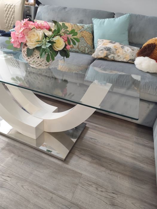 Холна маса бял мдф