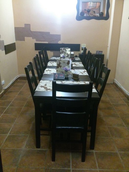 Vând afacere - pizzerie si bar