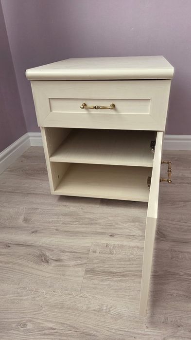 Продам стол письменный