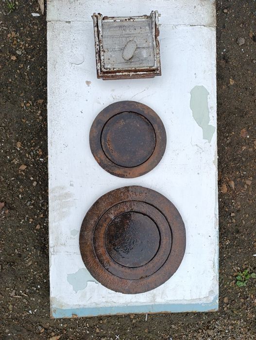 Продам кружки на печную плиту и дверку