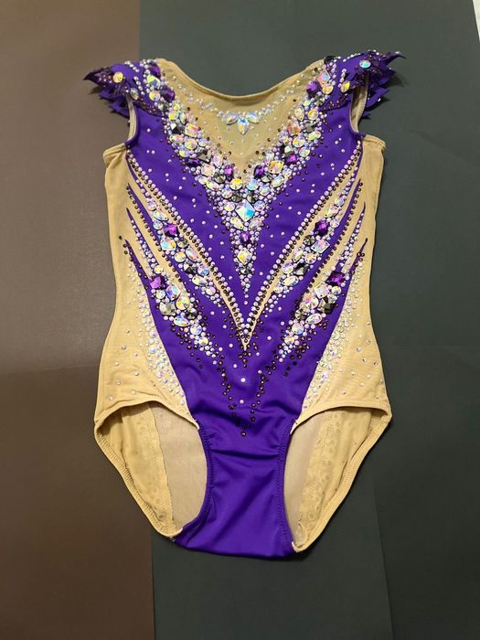 Costum gimnastica ritmica 7-9 ani