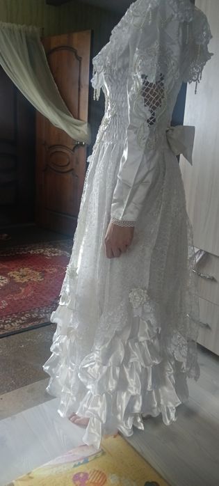 Свадебное платье.