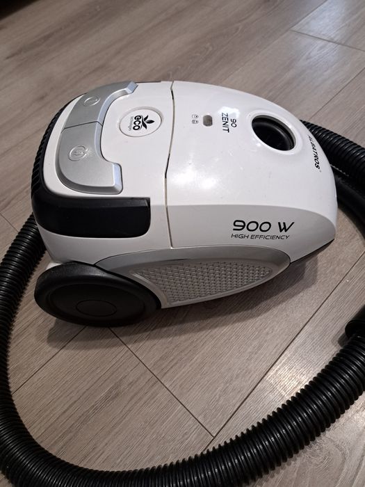 Aspirator albatros 900W