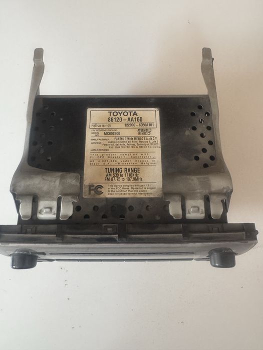 Продам оригинальные автомагнитолы на камри