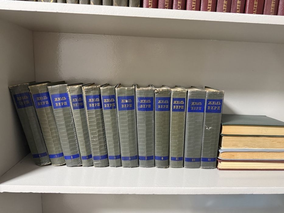 КНИГИ продам срочно