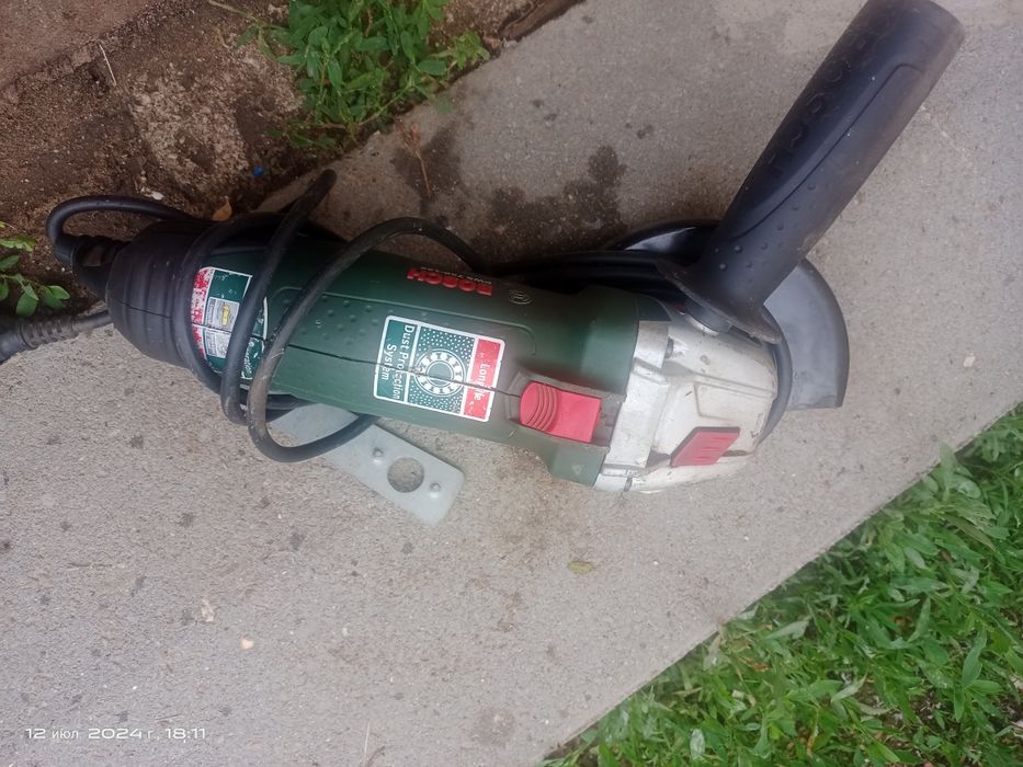 Продам ушм Bosch 125