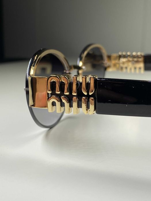 Ochelari de soare Miu Miu