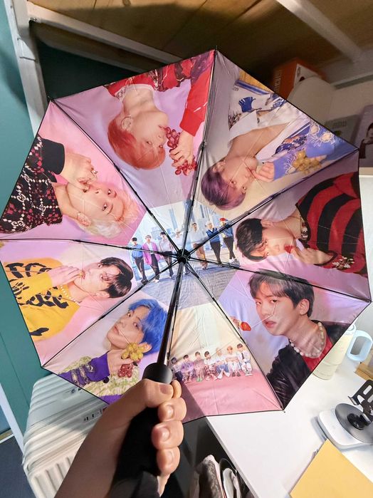 Зонты с принтом BTS.