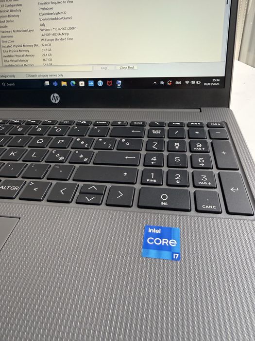 Laptop HP 250G10 - i7 1355U - 32GB/512GB - Intel Iris X - Nou/Garantie