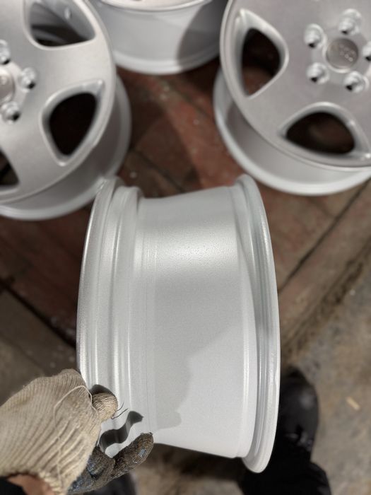 Литье Оригинал Ауди А6 Р16