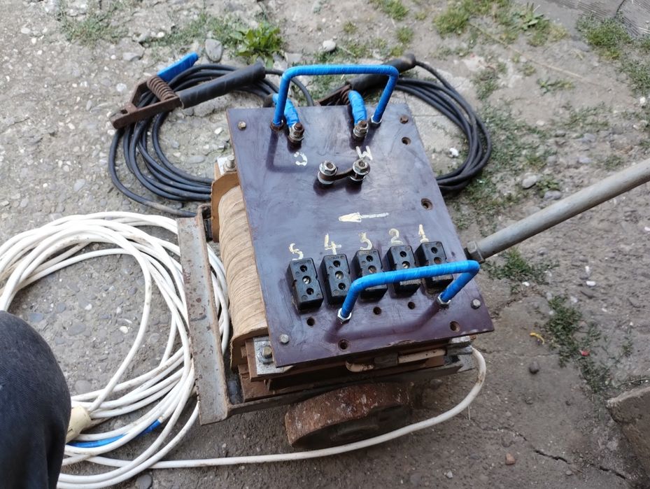 Stabilizator tensiune tip Rst-200 utilizat