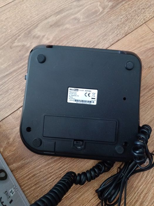 Telefon fix pentru seniori