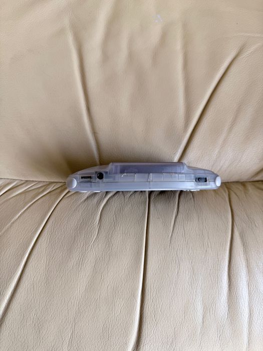 Game Boy Advance – Transparent Purple