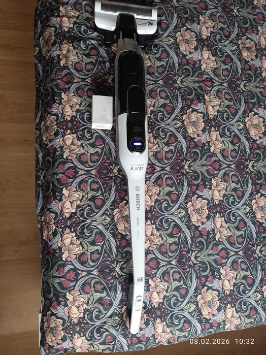 вертикална прахосмукачка Bosch Athlet 32.4V