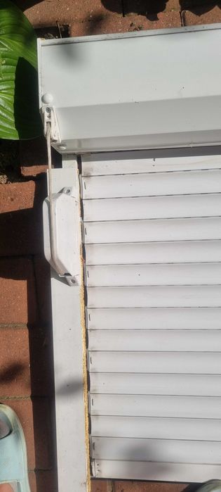 Rulou aluminiu+pvc pentru exterior, dimensiuni 220cm lungime + 90cm inaltime.