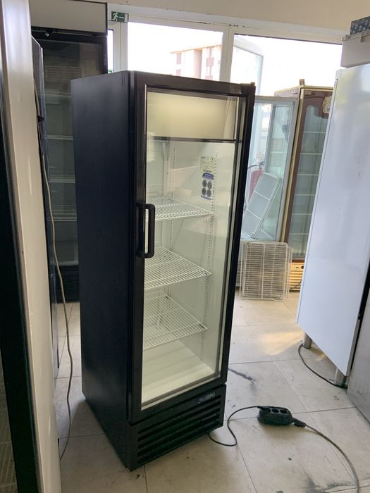 Хладилна витрина Frigorex Размери / шир.-50/вис.-160см/дъл.-60см