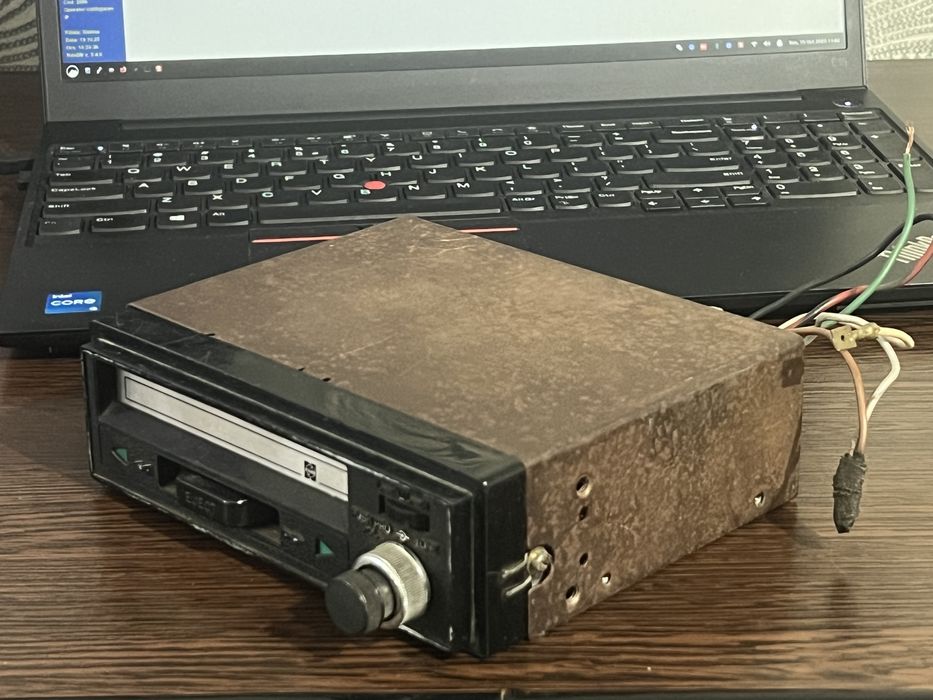 casetofon auto Toyota vintage