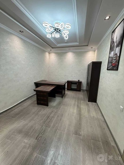 СДАЁТСЯ В АРЕНДУ! Нежилое помещение 200 м² на 1-й линии — Чиланзар 6