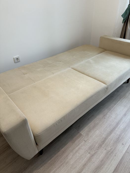 Разтегаем  диван