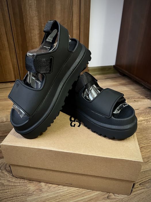 Sandale Ugg noi in cutie