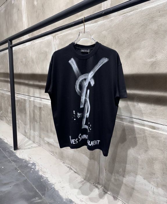 Продавам топ модели тениски