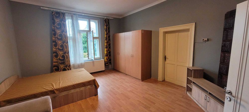 Cameră de închiriat zonă centrală, rezidențială – str. Emil Racoviță.