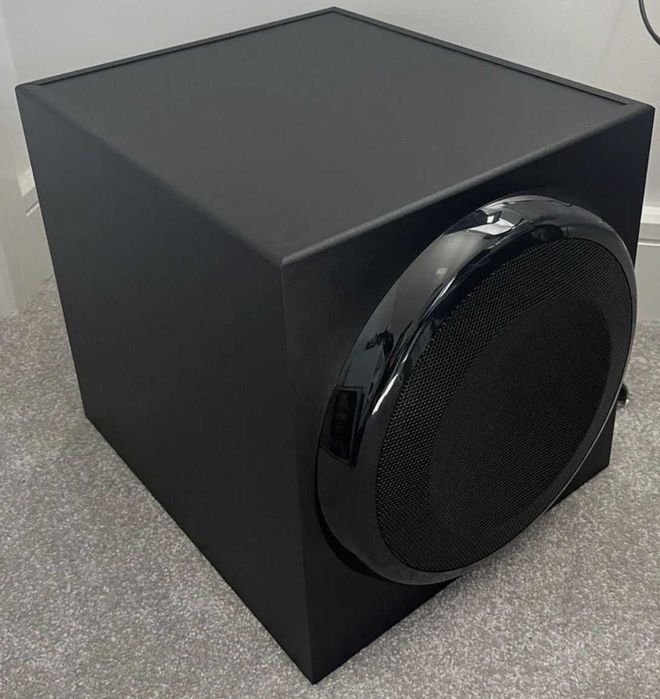 Subwoofer Logitech z906