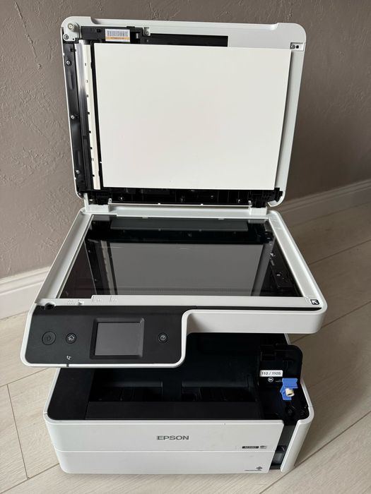 4 в 1 - Принтер-копир-сканер-факс Epson M3180