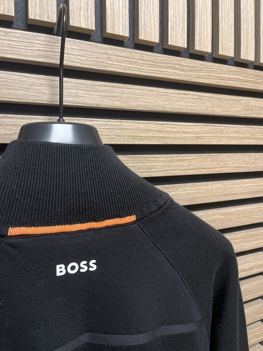 Hugo Boss  : Нова размер М / Оригинал