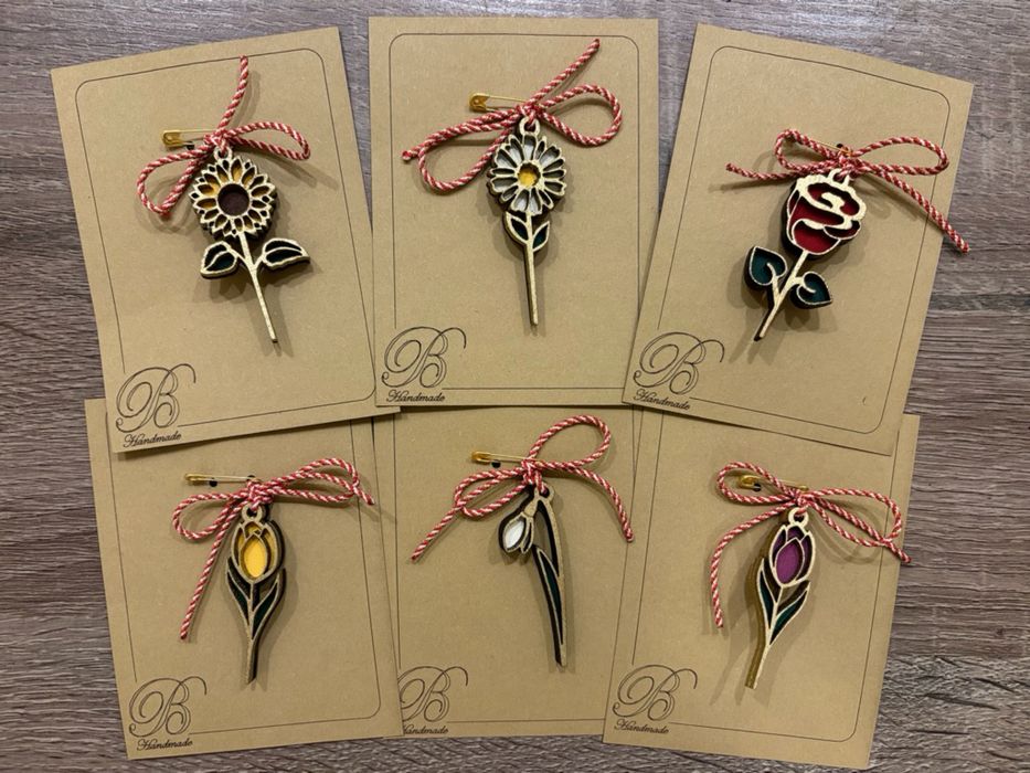 Дървени ръчно изработени мартеници