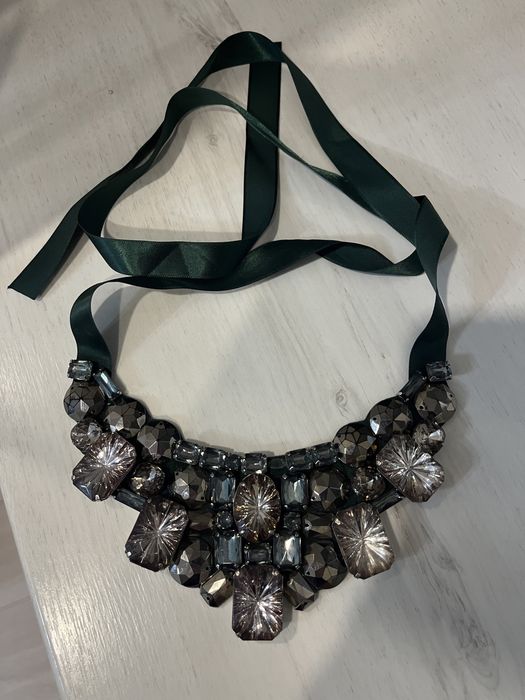 Колье стеклярус продается