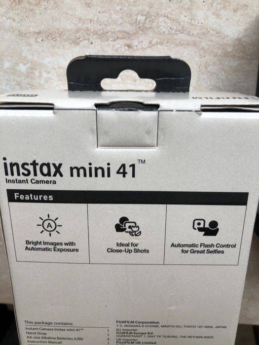 FujiFilm Instax mini Evo si Instax Mini 41