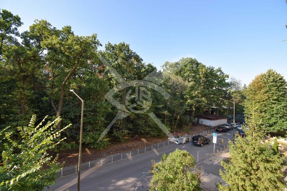 Тристаен апартамент в кв. Хладилника № 74491