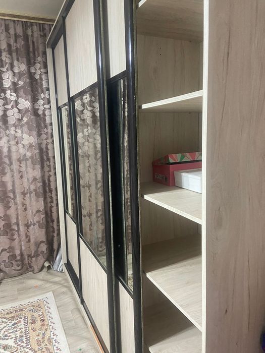 Продам шкаф купе