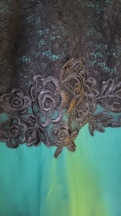 Lucy рокляМ- L Размер