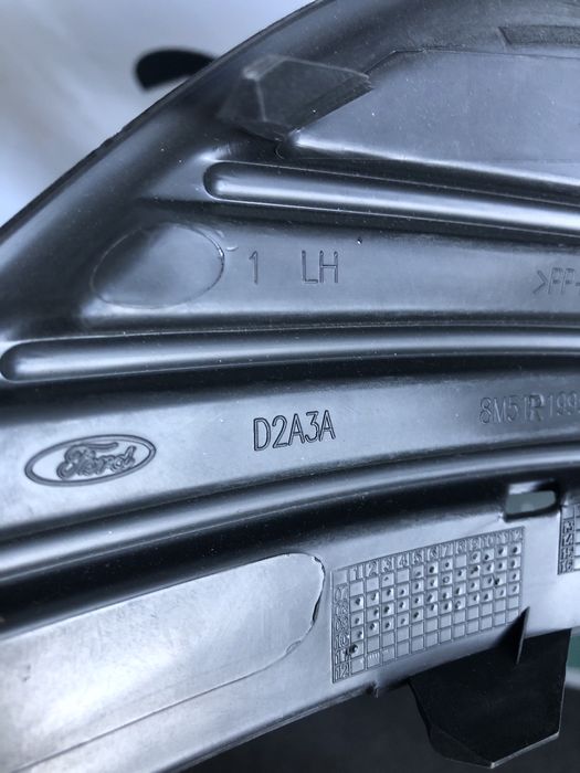 Grila proiector stanga fata Focus Focus 2008-2011