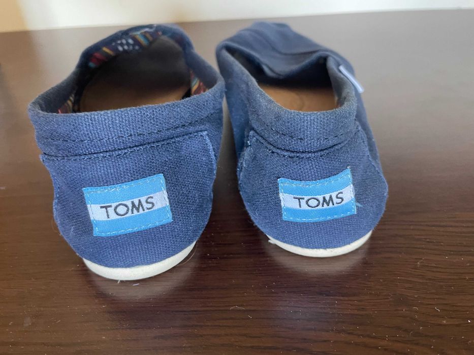 TOMS еспадрили унисекс 38.5