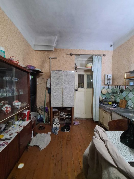Продаётся 2х комнатная квартира