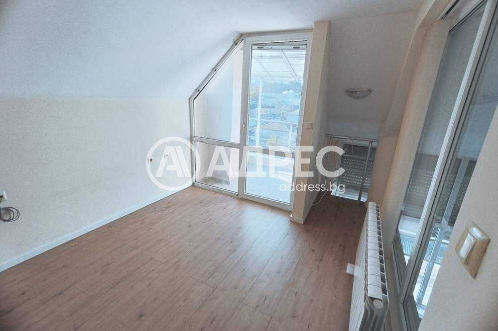 Дава се под наем Тристаен апартамент в Разград, Бели Лом - 117 кв.м за 304.98 € - Снимка #4