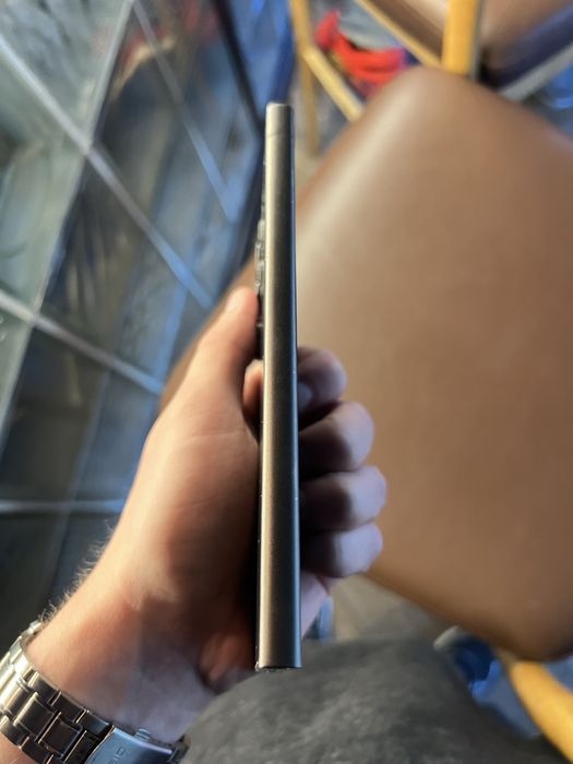Продаю Samsung S24 Ultra