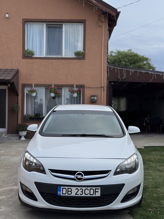 Opel Astra J 2014 Motor 1.7 disel