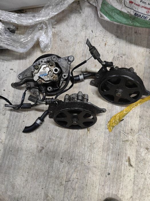 Гур Мазда трибут мпв 3 литра