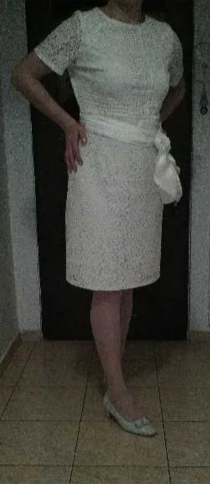 Rochie /mireasa/cuninie civila/ocazie  scurta dreapta