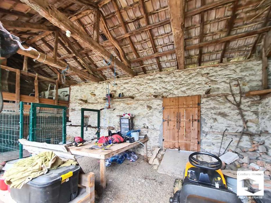 140315 Двуетажна къща в с. Мусина, само на 20 мин. от Велико Търново