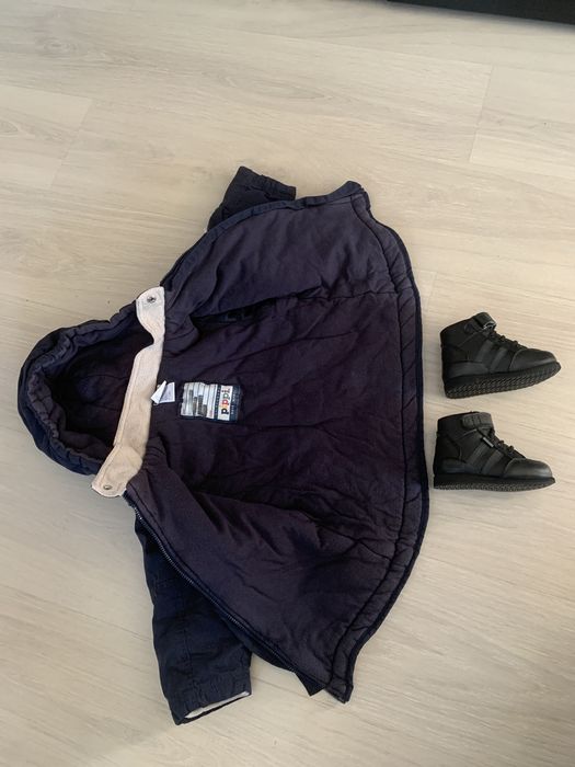 Vand set geaca (86)cu ghete noi (20).